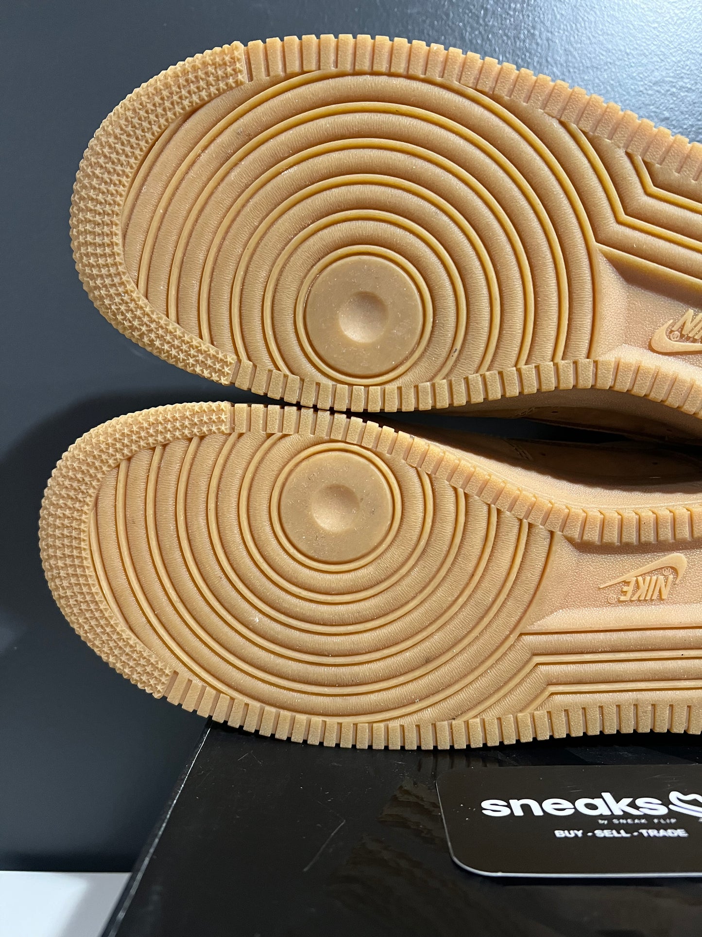 USED Supreme x Air Force 1 Low SP Box Logo Wheat DN1555-200 SIZE 11.5M OG ALL SP25-099