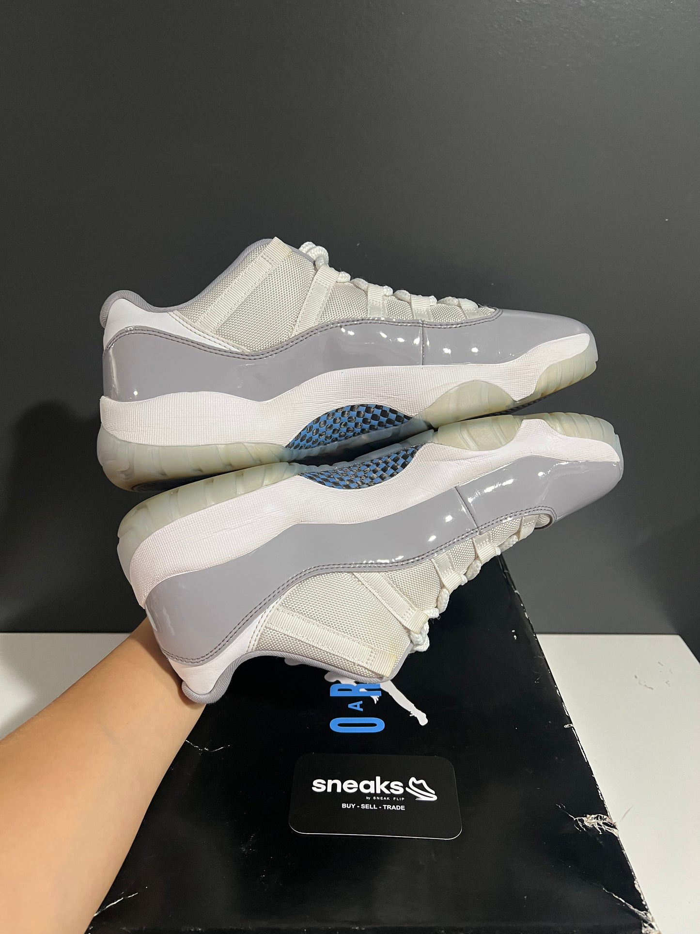 USED Air Jordan 11 Retro Low Cement Grey AV2187-140 SIZE 11.5M OG ALL JN25-249