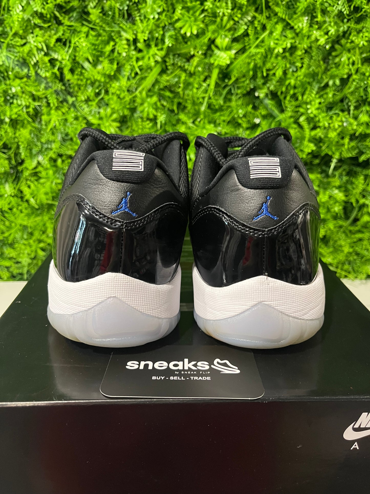 USED Air Jordan 11 Retro Low Space Jam FV5104-004 SIZE 13M OG ALL