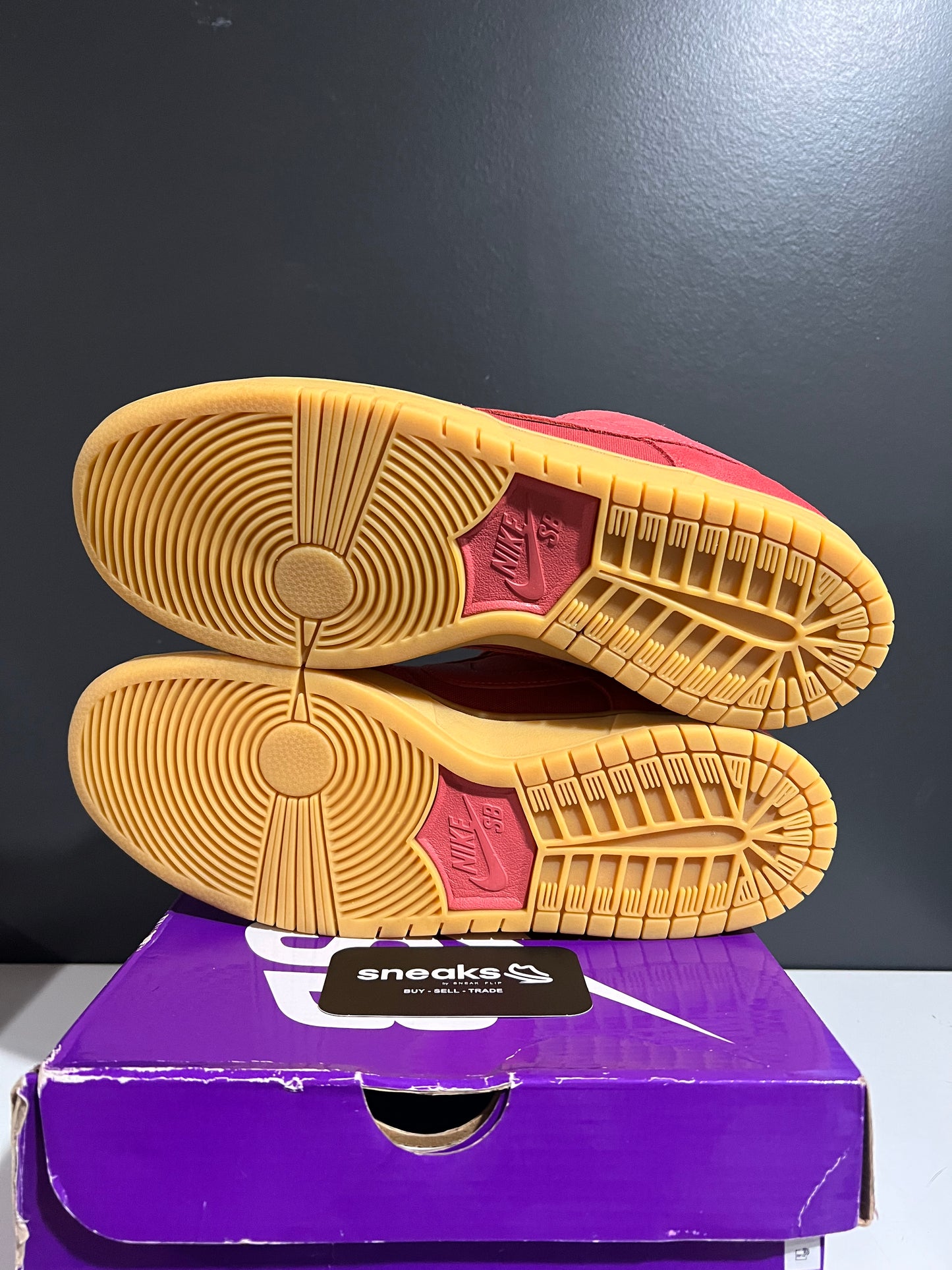 USED Nike SB Dunk Low Adobe DV5429-600 SIZE 10M OG ALL JY25-232