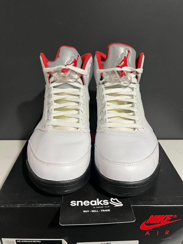 USED SIZE 10.5M Jordan 5 Retro Fire Red Silver Tongue (2020) - Used