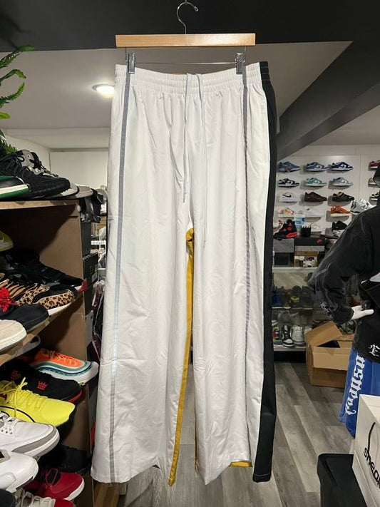 GV Gallery Raspberry Hills Half Half Sweats