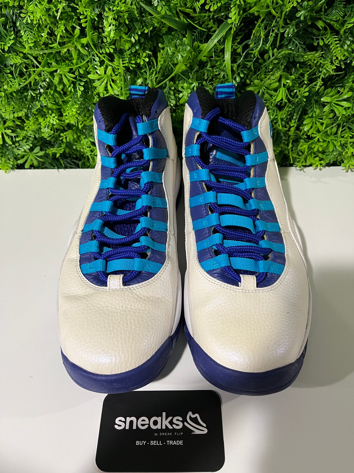 USED Air Jordan 10 Retro Charlotte Hornets 310805-107 SIZE 9.5M NO BOX