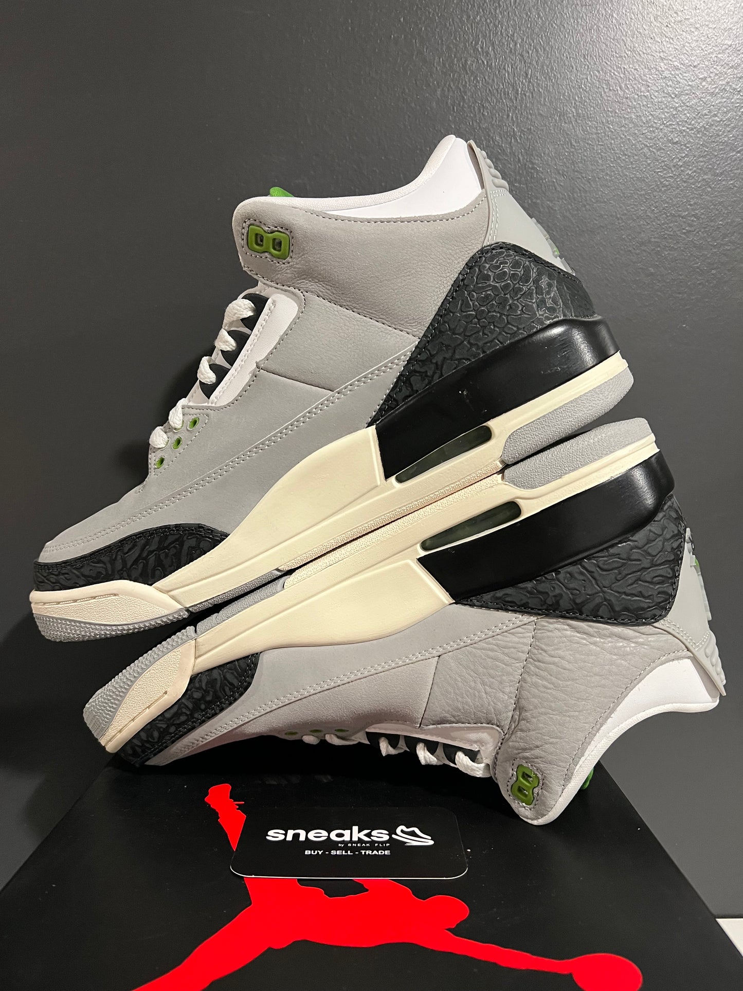 TRIED ON Air Jordan 3 Retro Chlorophyll 136064-006 SIZE 10M OG ALL SP25-082