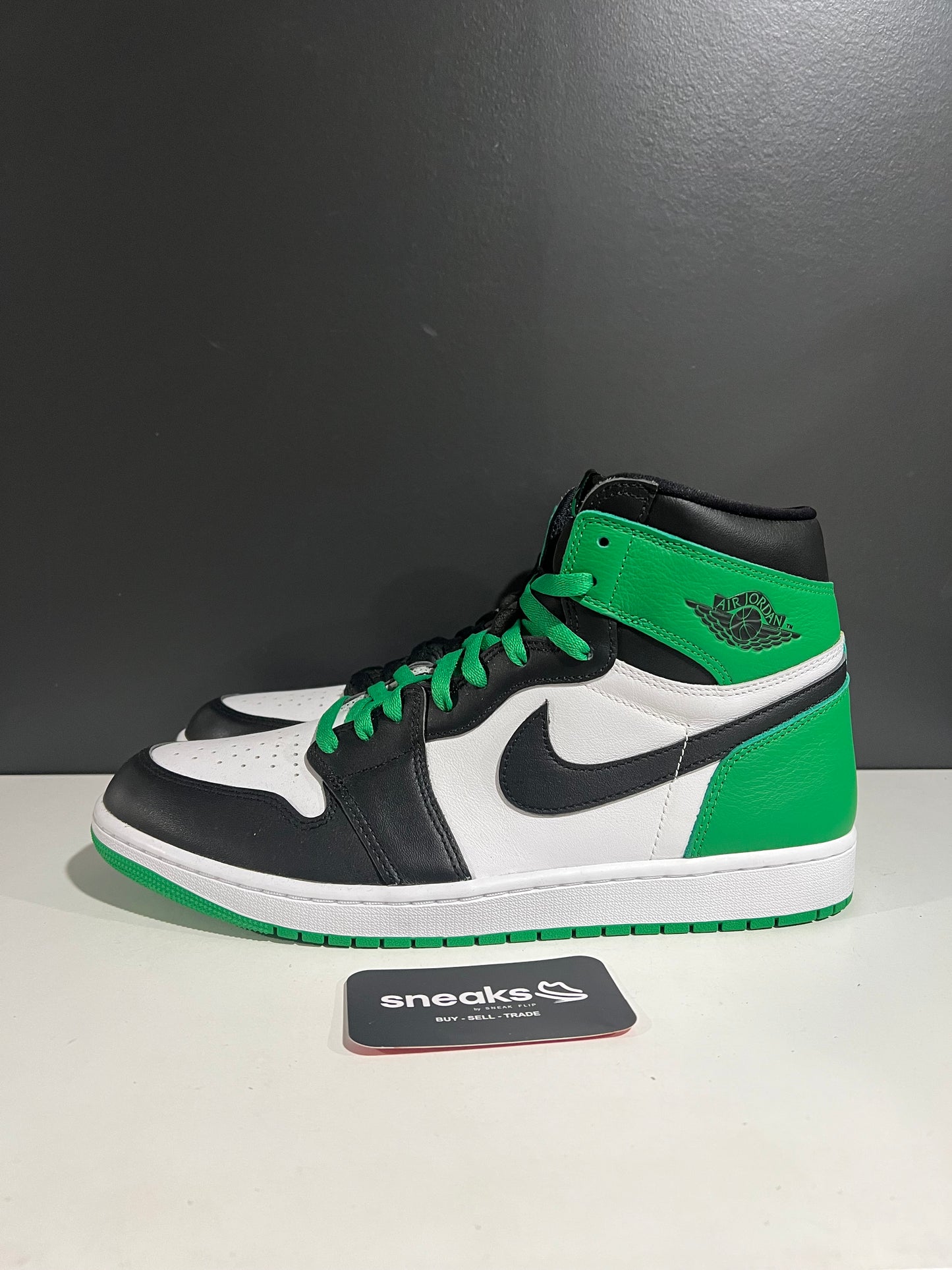 USED Air Jordan 1 Retro High OG Lucky Green DZ5485-031 SIZE 13M NO BOX AG25-126