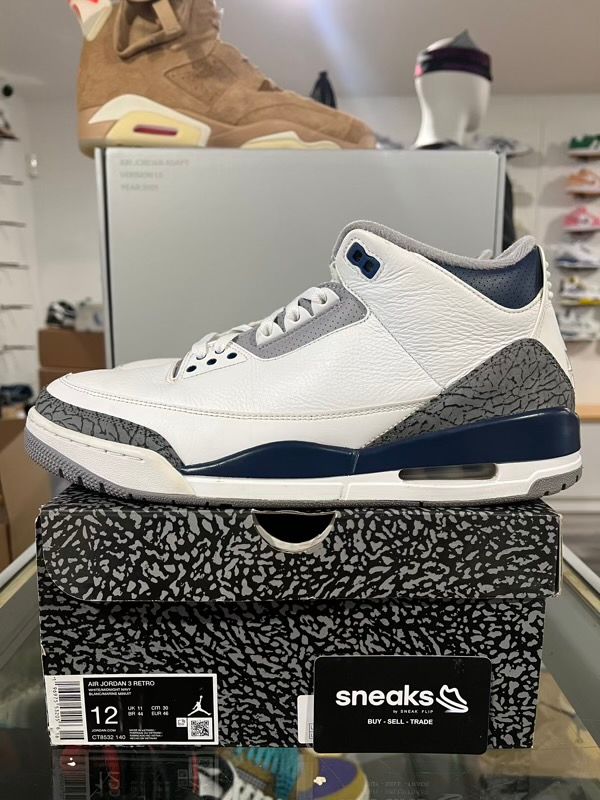 USED Jordan 3 Retro Midnight Navy - Used