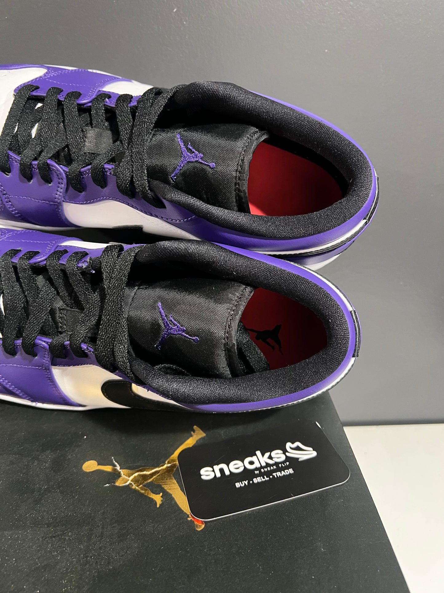 USED Air Jordan 1 Low Court Purple White Black 553558-500 SIZE 13M OG ALL JN25-320
