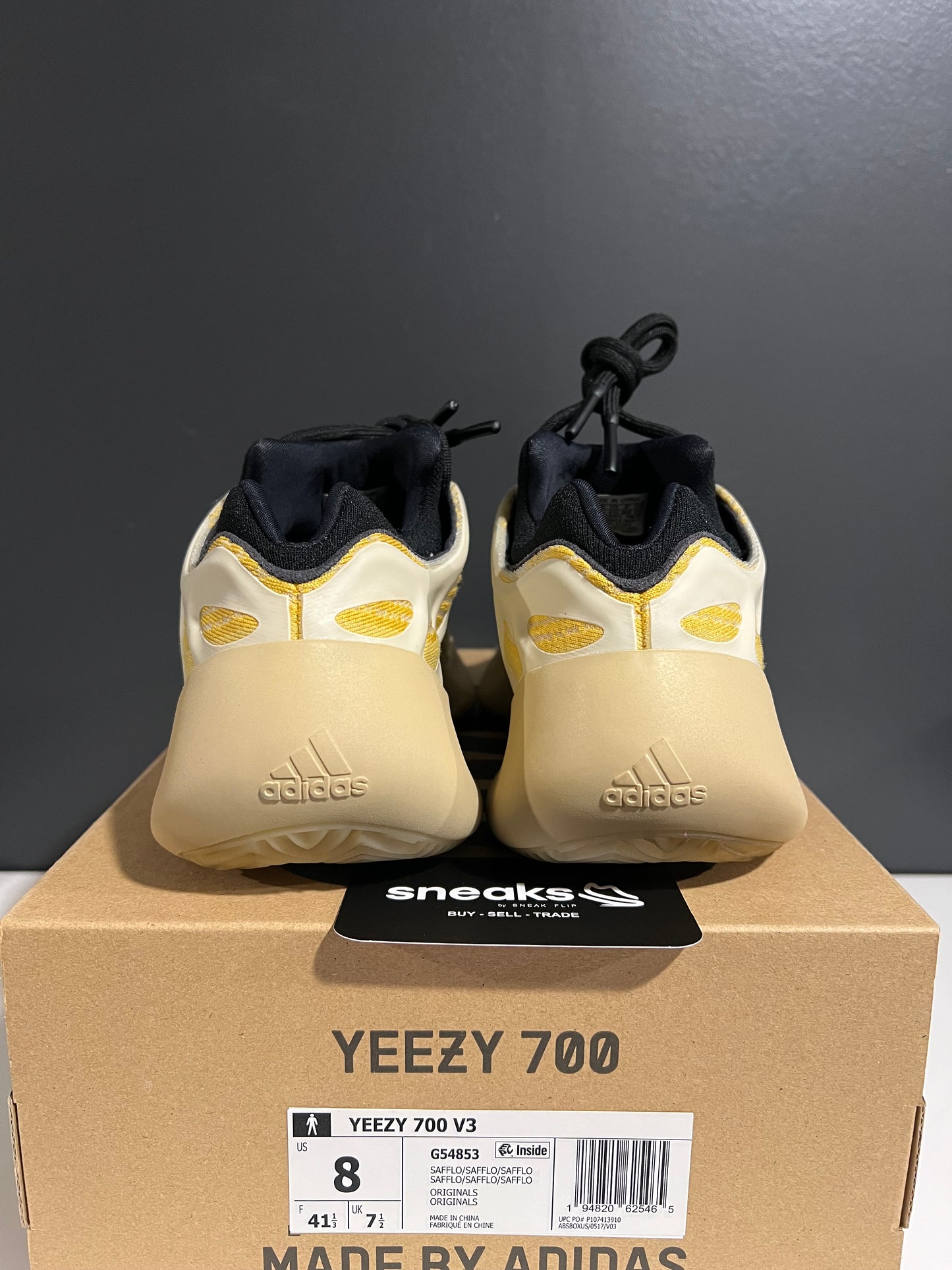 USED Yeezy 700 V3 Safflower G54853 SIZE 8M OG ALL JN25-244