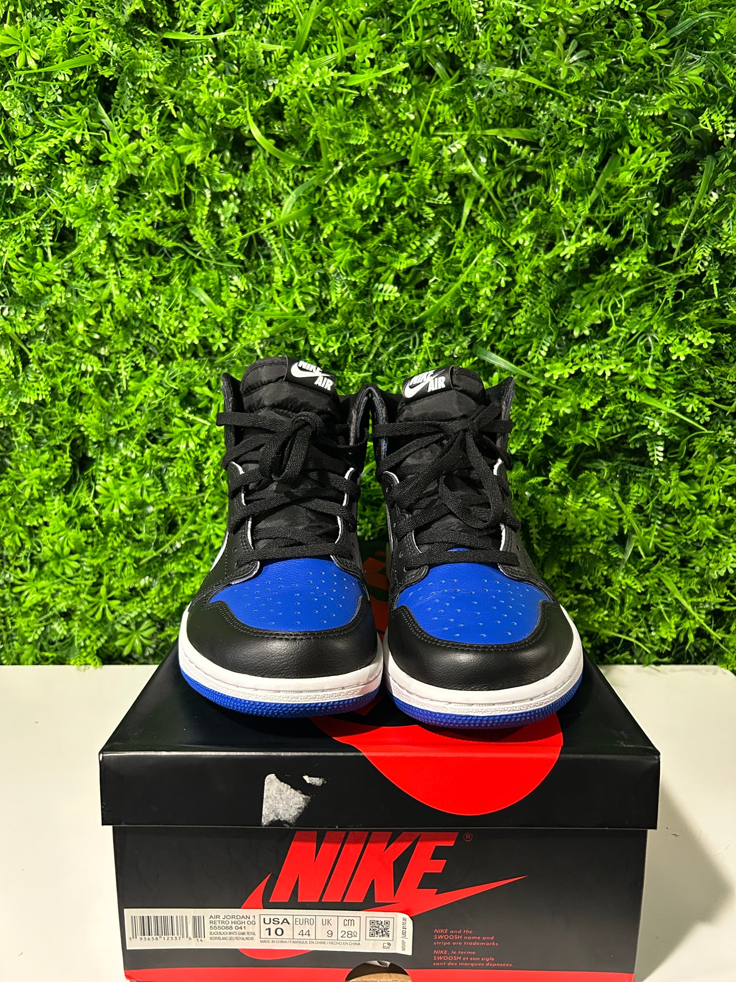 Air Jordan 1 Retro High OG Royal Toe USED SIZE 10M OG ALL 555088-041