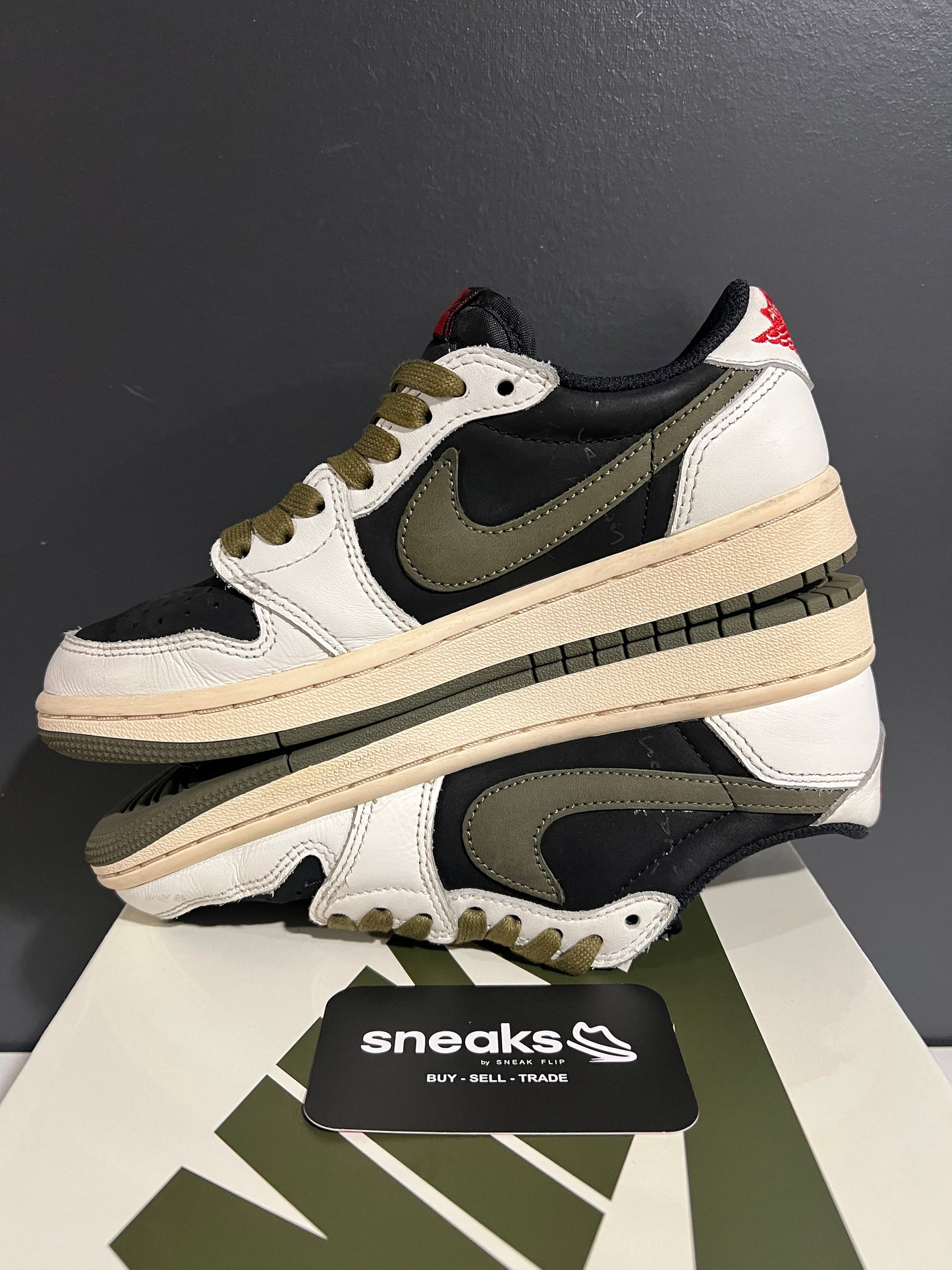 USED Travis Scott x Wmns Air Jordan 1 Retro Low OG SP Olive DZ4137-106 SIZE 3.5M OG ALL AG25-215