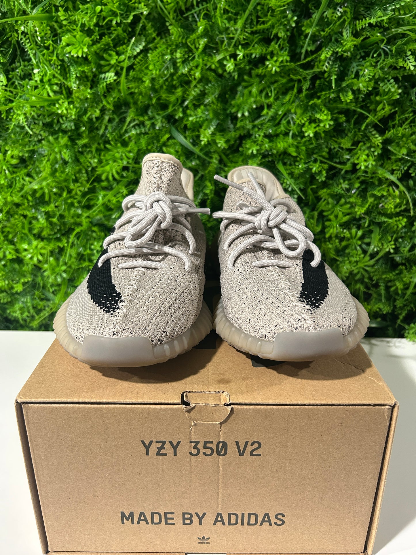 Yeezy Boost 350 V2 Slate HP7870 USED SIZE 8M OG ALL