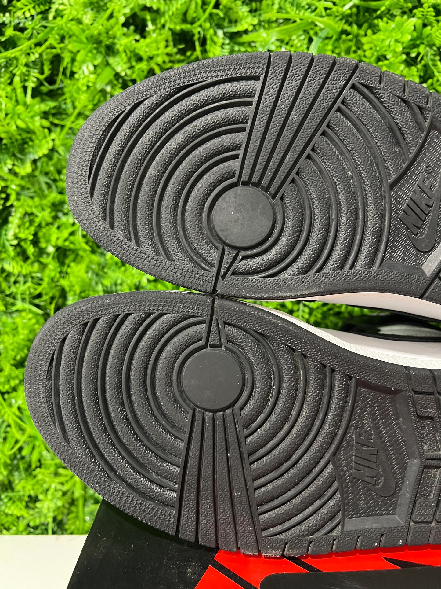 Jordan 1 Retro High OG Black White - Used