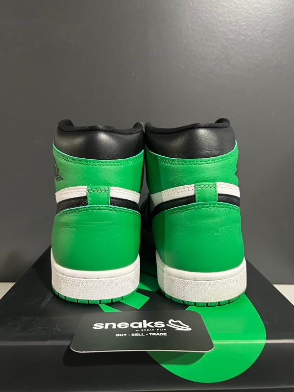 SIZE 10M Jordan 1 Retro High OG Lucky Green - Used