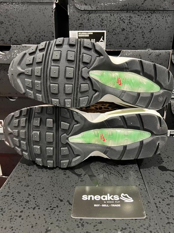 USED SIZE 8.5M Nike Air Max 95 atmos Animal Pack 2.0 (2018) - USED NO BOX