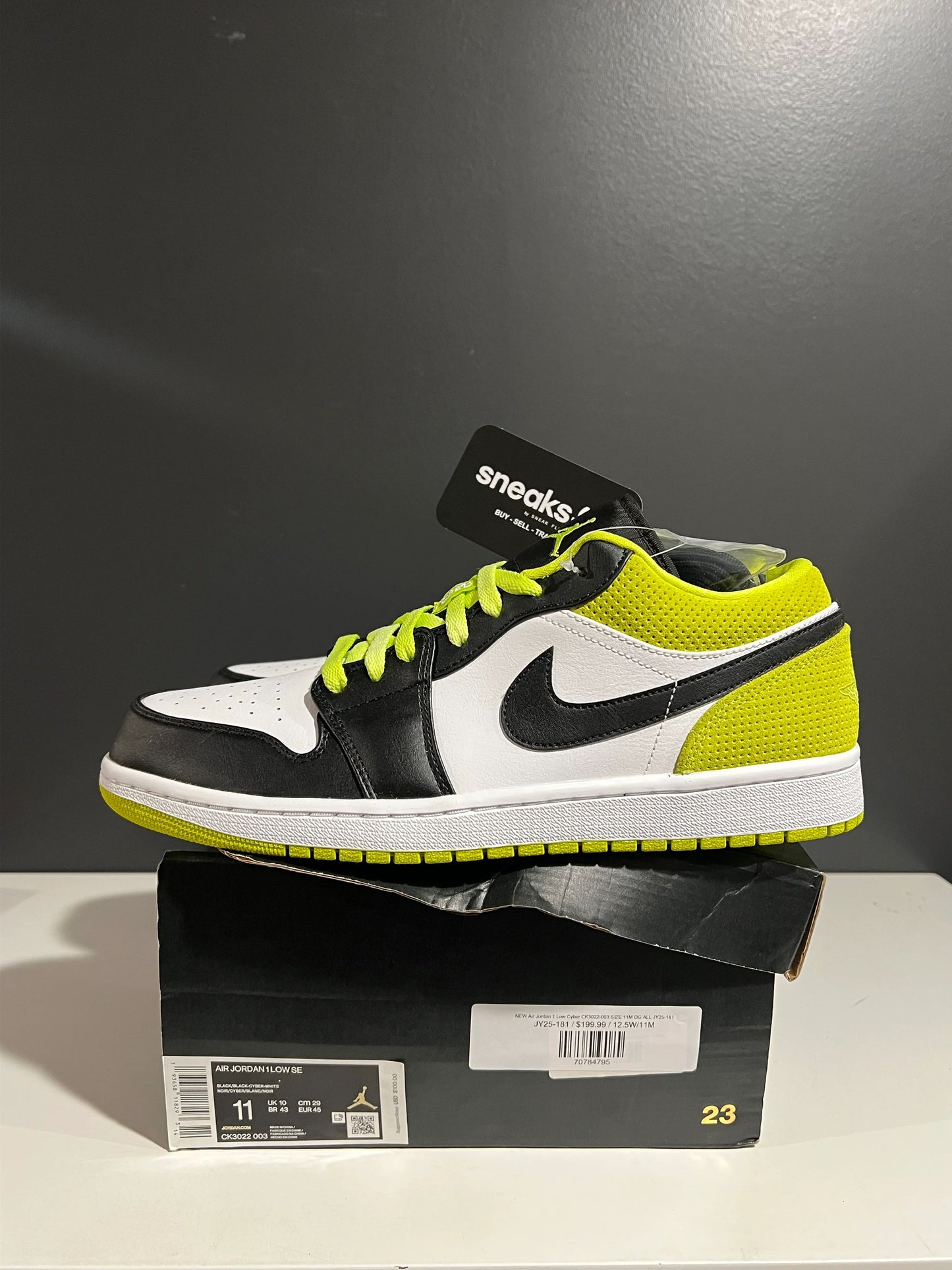 Jordan 1 Low Black Cyber