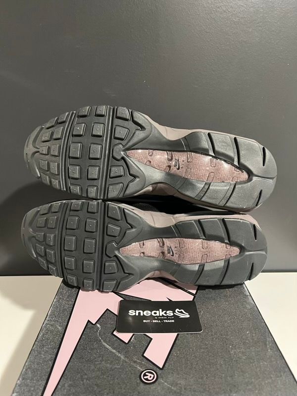 NEW SIZE 11.5M Nike Air Max 95 A Ma Maniére Hand Wash Cold