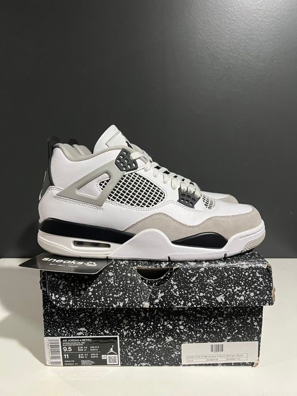 USED SIZE 9.5M Jordan 4 Retro Military Black - Used