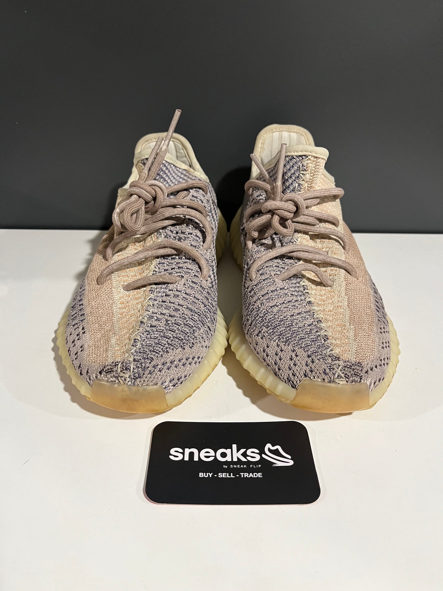 USED Yeezy Boost 350 V2 Ash Pearl GY7658 SIZE 7.5M NO BOX