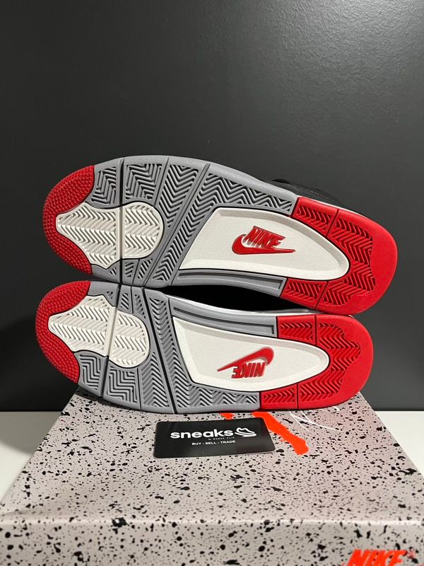 USED SIZE 10M Jordan 4 Retro Bred Reimagined - Used