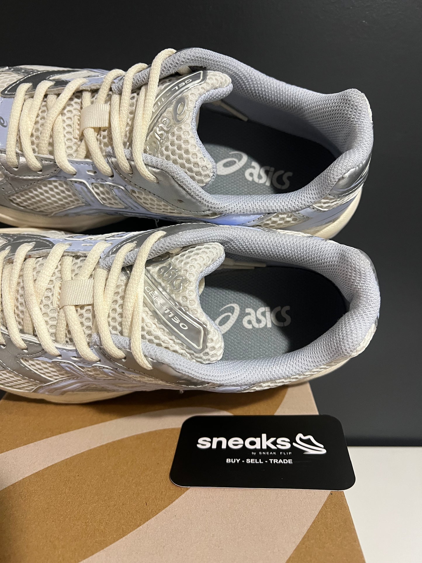 USED Wmns Gel 1130 Silver Pack Blue Fade 1202A505-102 SIZE 6.5M OG ALL