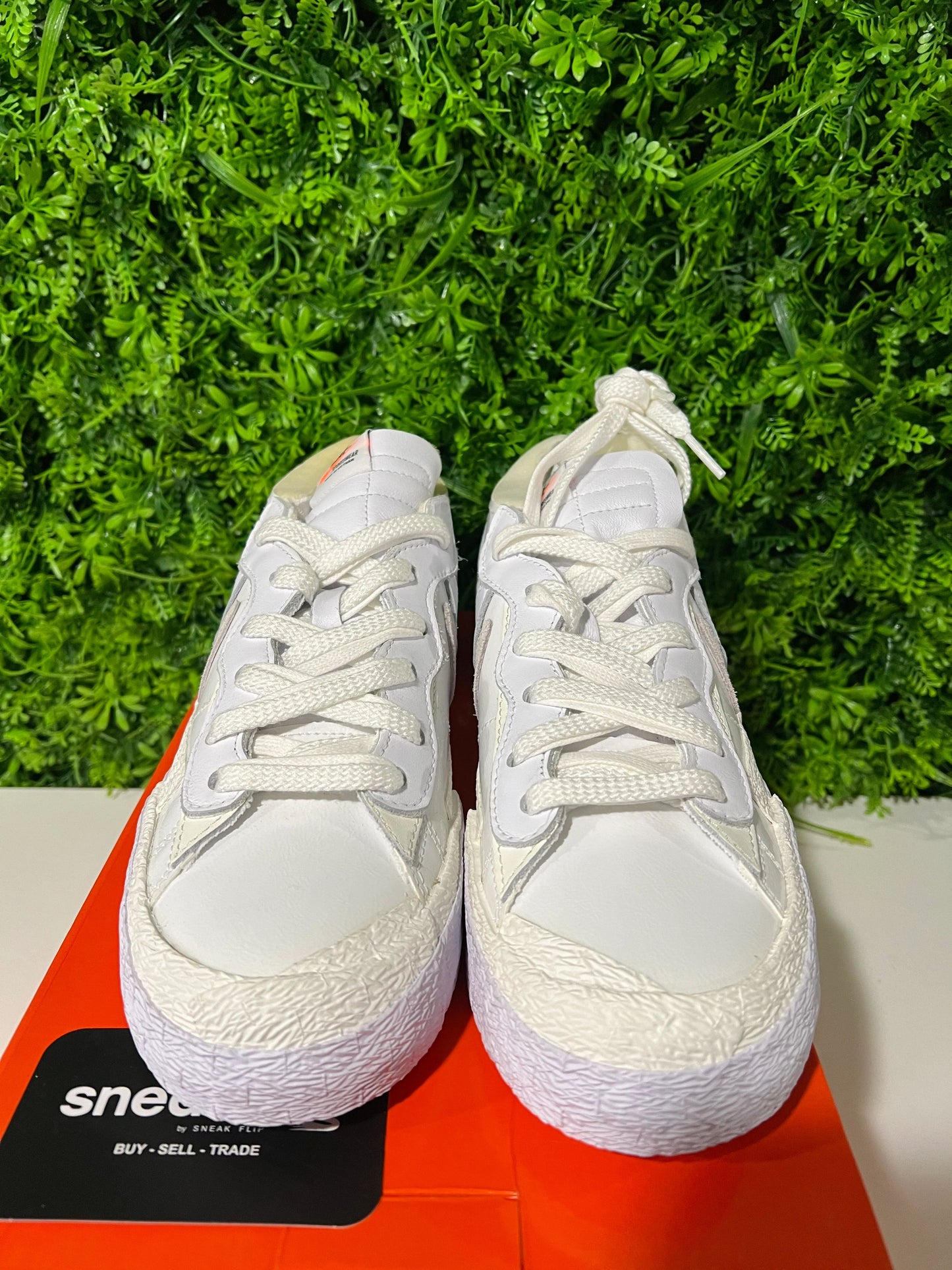 Nike Blazer Low Sacai Black Patent Leather - New (WITH DEFECTS)