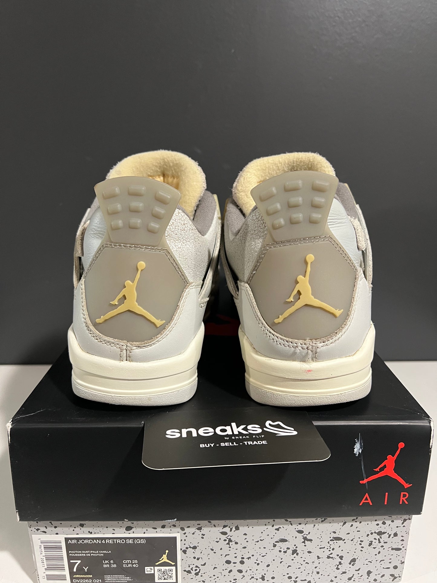 USED Air Jordan 4 Retro SE Craft GS Photon Dust DV2262-021 SIZE 7Y OG ALL SP25-059