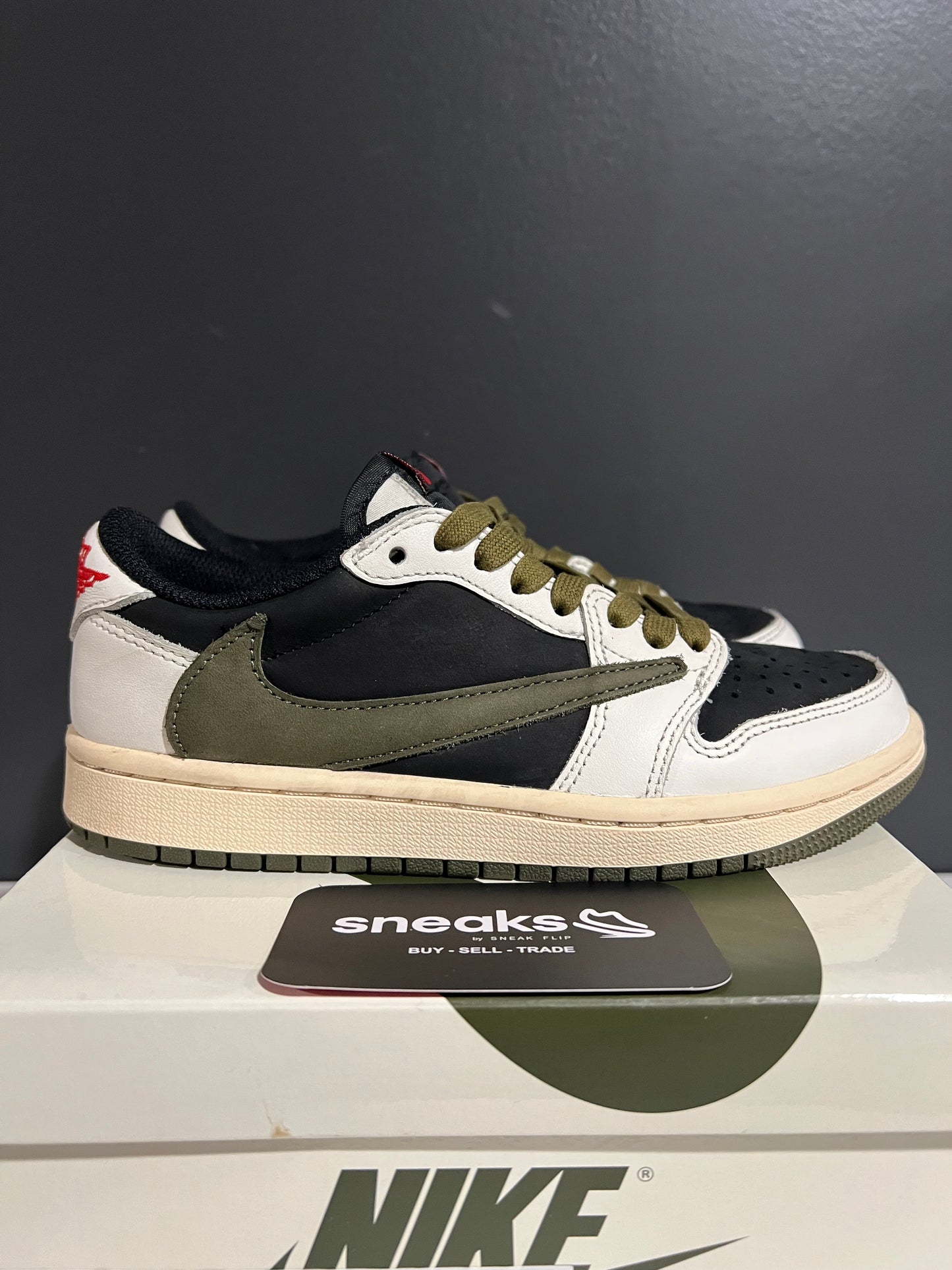 USED Travis Scott x Wmns Air Jordan 1 Retro Low OG SP Olive DZ4137-106 SIZE 3.5M OG ALL AG25-215