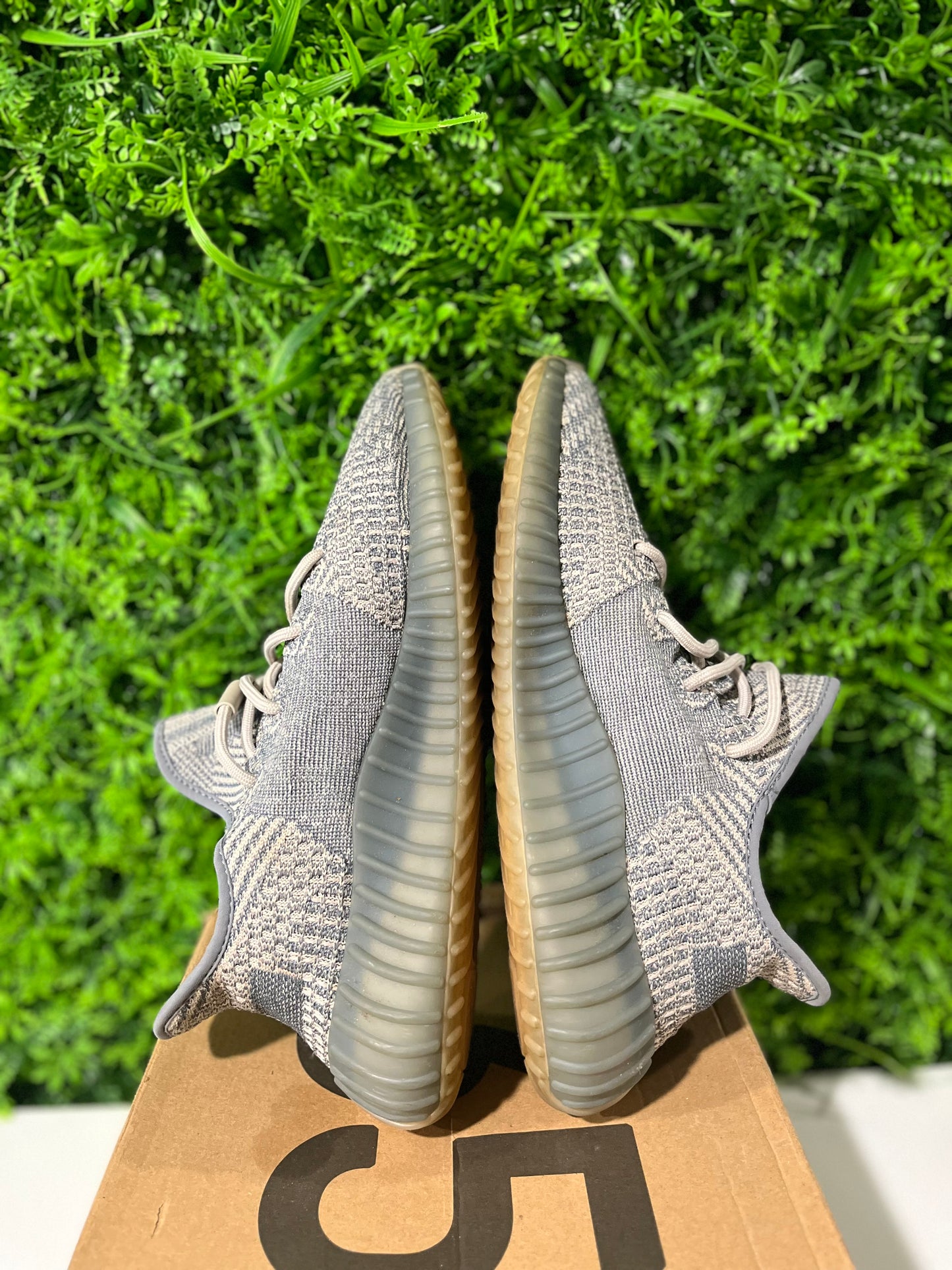 Yeezy Boost 350 V2 Israfil  FZ5421 USED SIZE 10 OG ALL