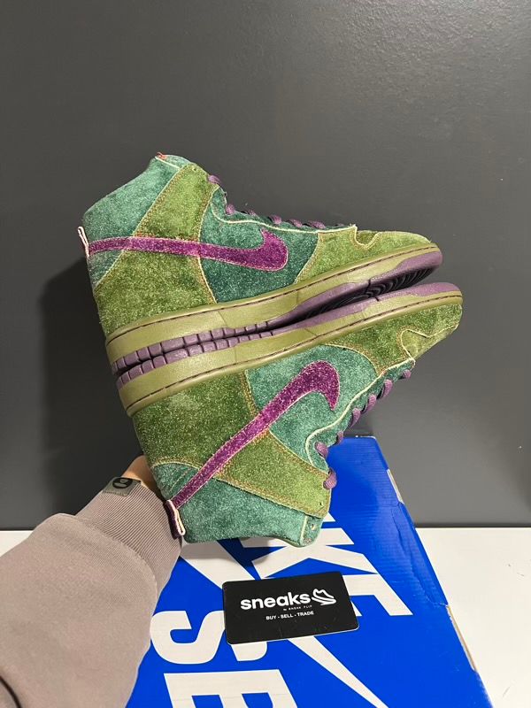 USED SIZE 8.5M Nike SB Dunk High Skunk 420 - Used