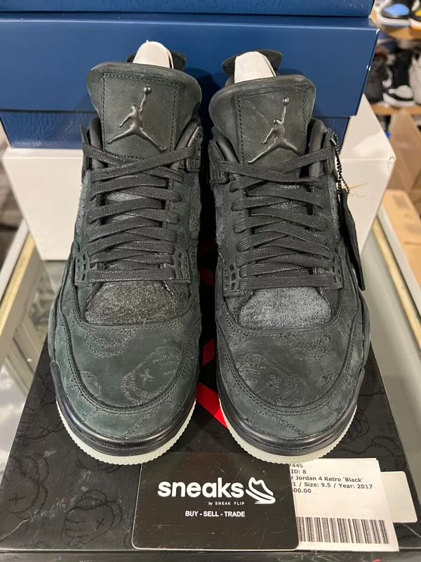 NEW SIZE 9.5M Jordan 4 Retro Kaws Black - New (WITH DEFECTS)