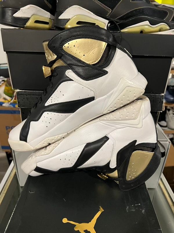 USED SIZE 9.5M Jordan 7 Retro Championship Pack Champagne - Used