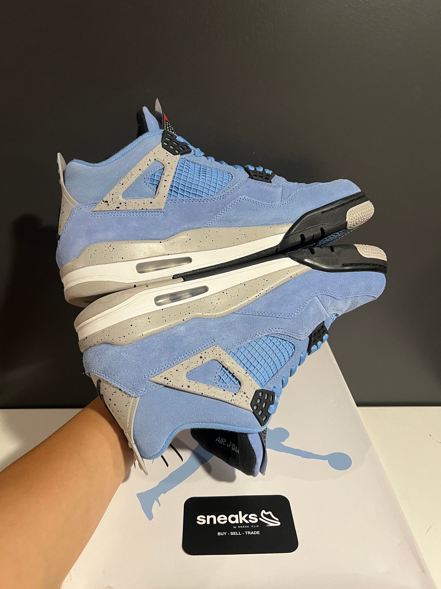 USED Air Jordan 4 Retro University Blue CT8527-400 SIZE 11M OG ALL AG25-38