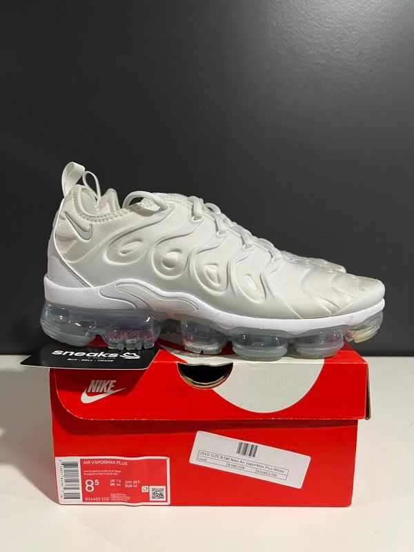 USED SIZE 8.5M Nike Air VaporMax Plus White - Used