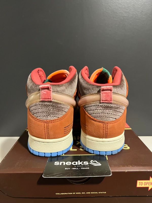 USED SIZE 11.5M Nike Dunk Mid Social Status Free Lunch Chocolate Milk