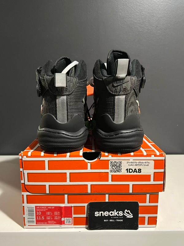 NEW SIZE 10M Nike Air Force 1 Mid Off-White Black