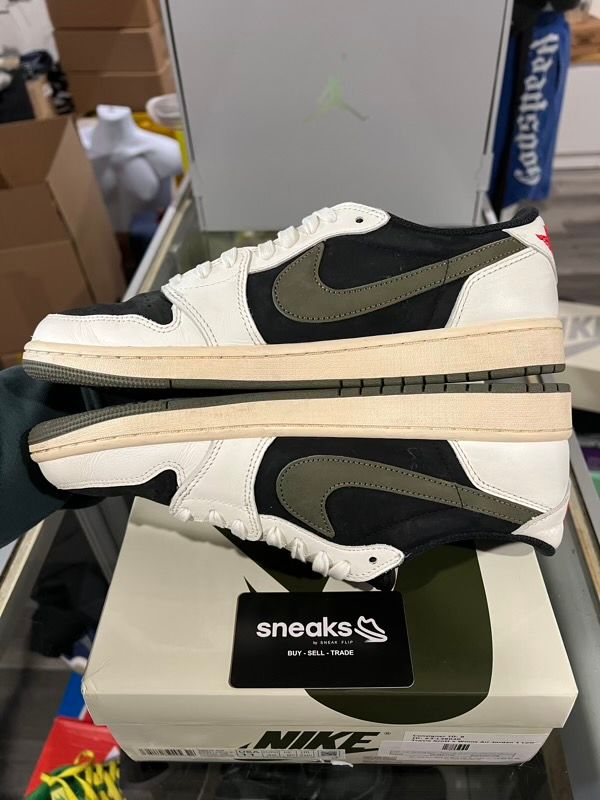 USED SIZE 11W/9.5M Jordan 1 Retro Low OG SP Travis Scott Olive (Women's) - Used