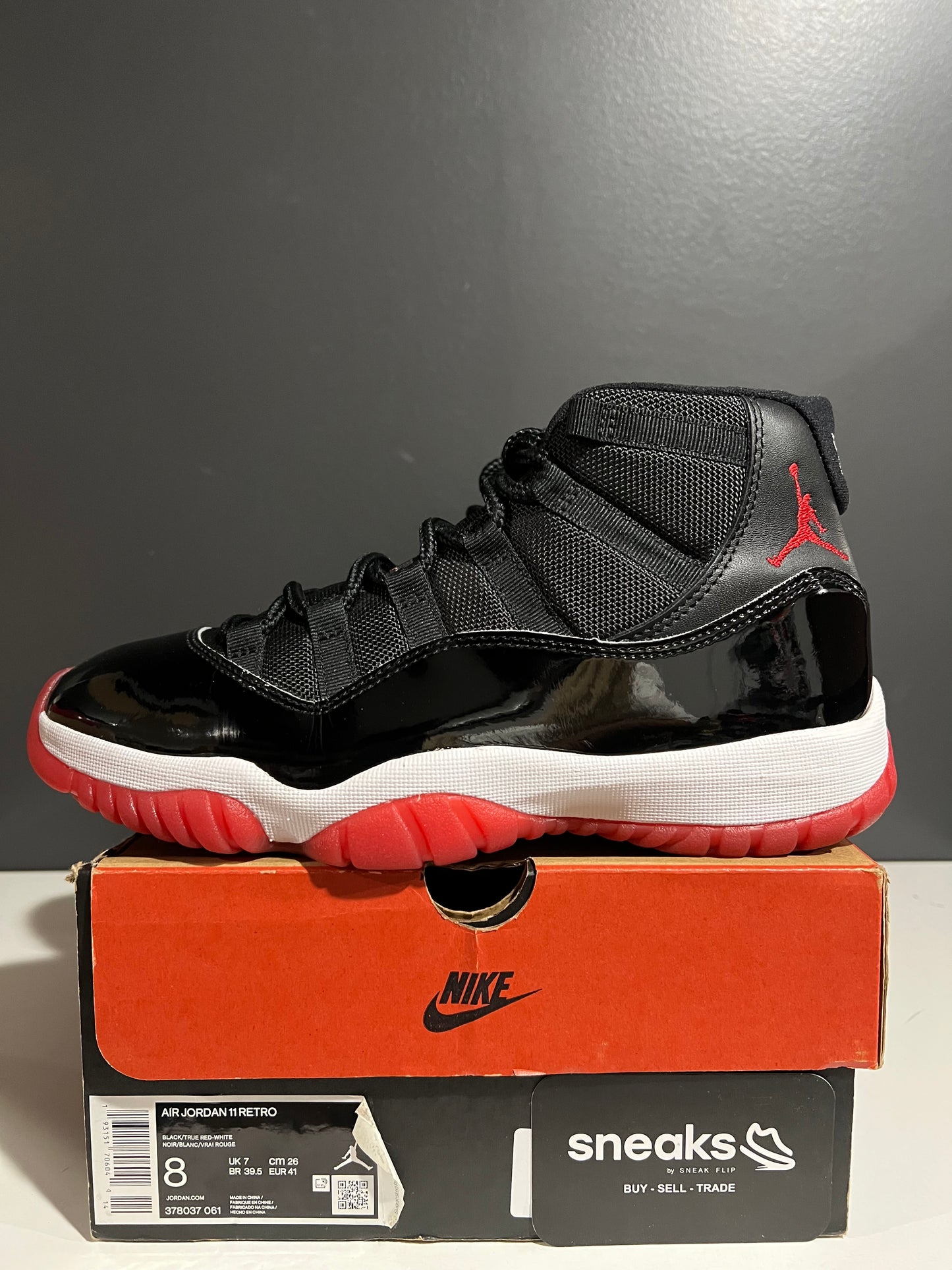 USED Air Jordan 11 Retro “Bred” 2019 (Playoffs) 378037-061 SIZE 8M OG ALL JY25-282