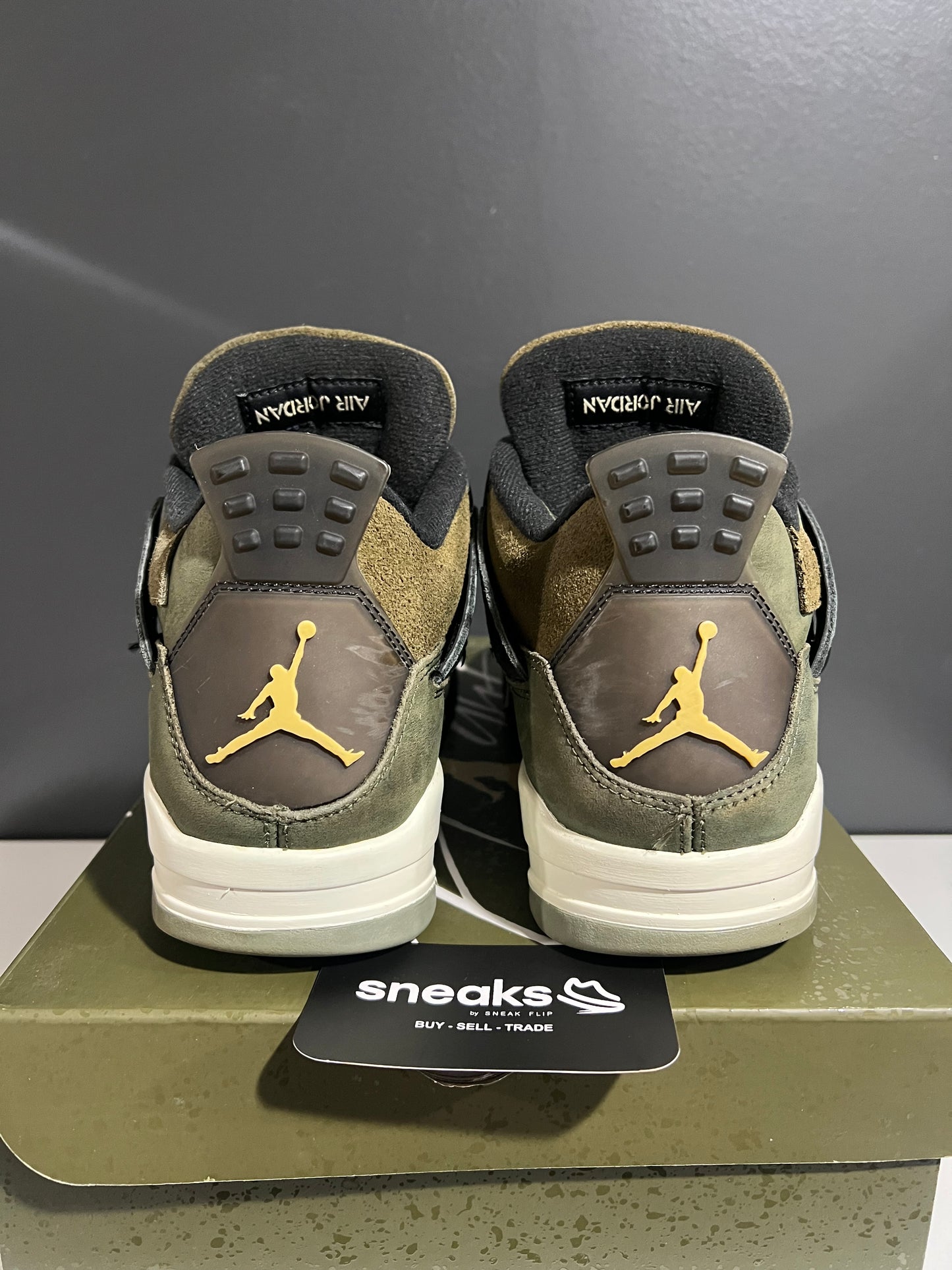 USED Air Jordan 4 Retro SE Craft Olive FB9927-200 SIZE 9.5M OG ALL AG25-97