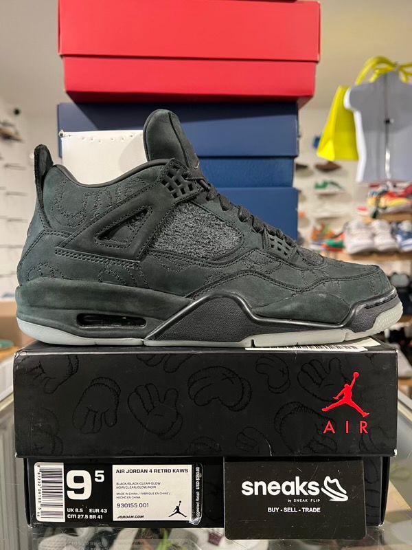NEW SIZE 9.5M Jordan 4 Retro Kaws Black - New (WITH DEFECTS)
