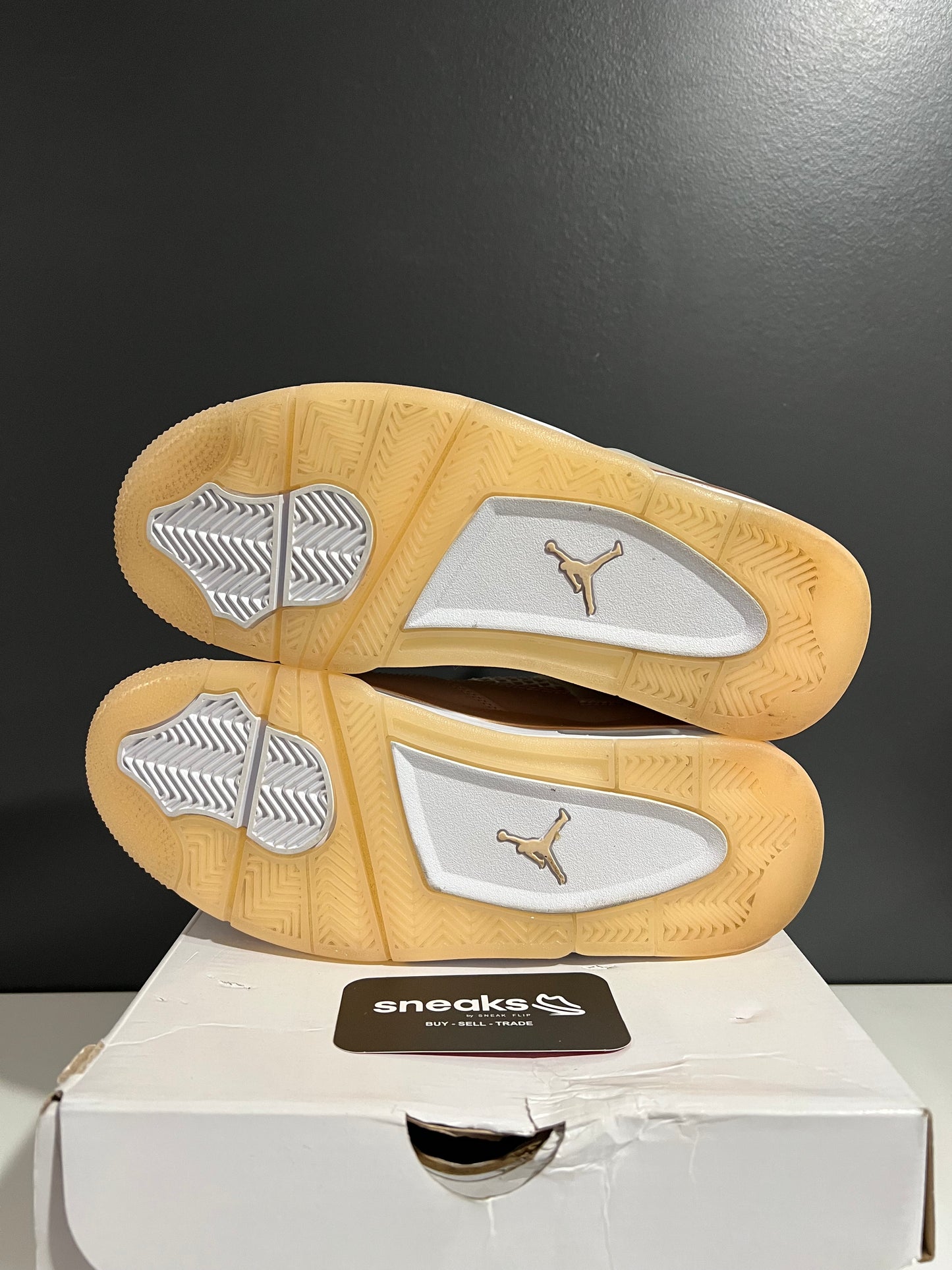 USED Wmns Air Jordan 4 Retro Shimmer DJ0675-200 SIZE 6.5Y OG ALL