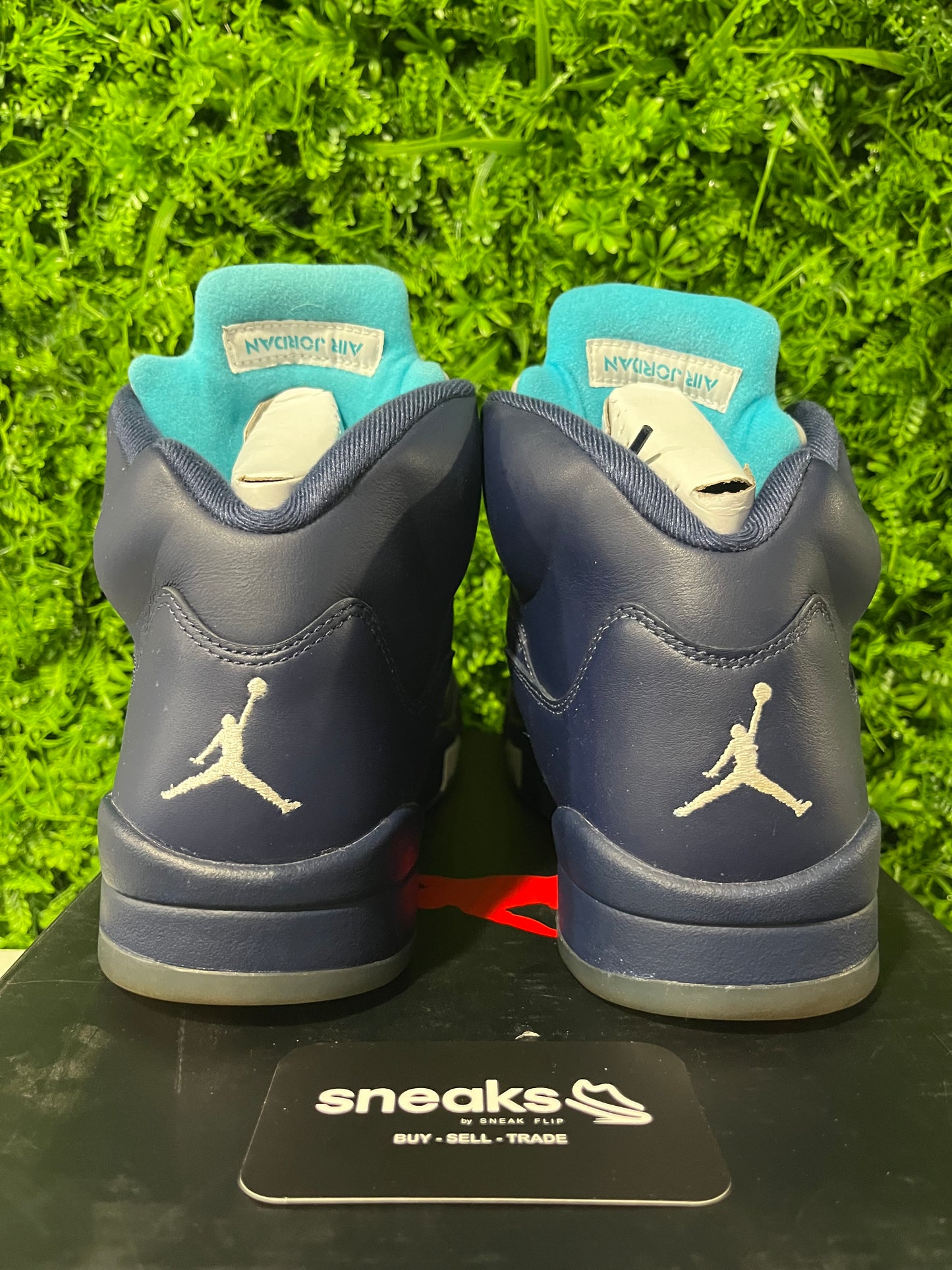 USED Air Jordan 5 Retro Pre-Grape 136027-405 SIZE 10M OG ALL