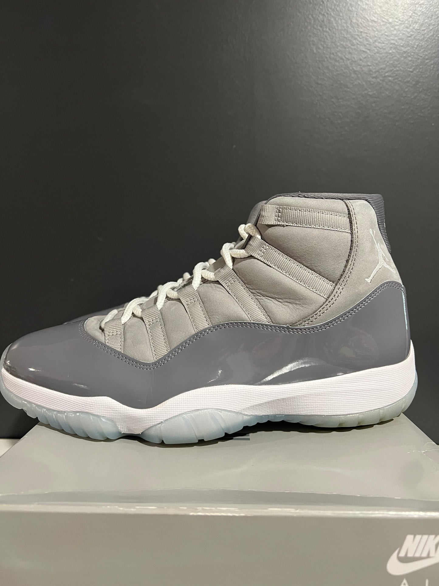 USED Air Jordan 11 Retro Cool Grey 2021 CT8012-005 SIZE 11M OG ALL
