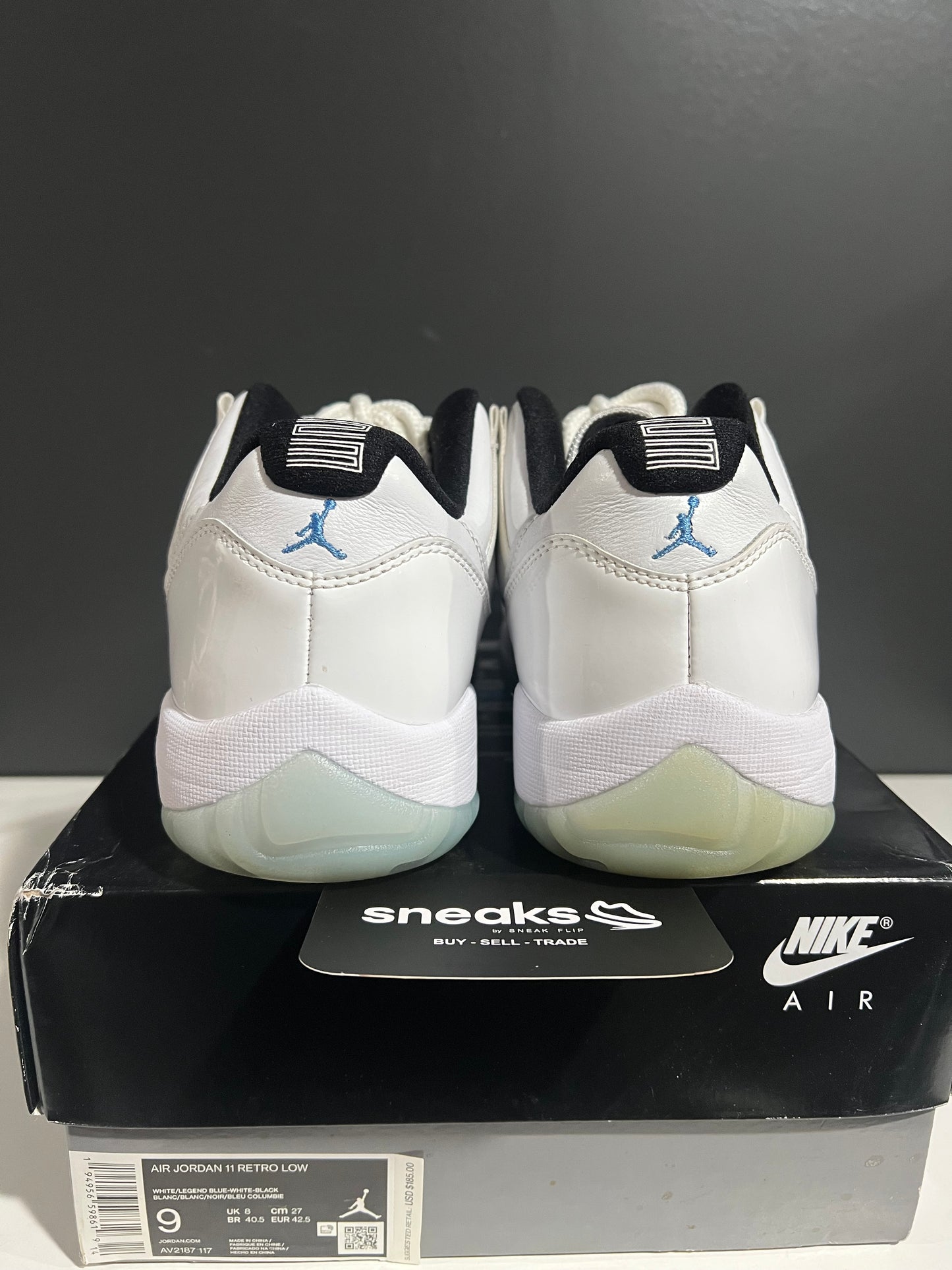 USED Air Jordan 11 Retro Low Legend Blue AV2187-117 SIZE 9M OG ALL AG25-317