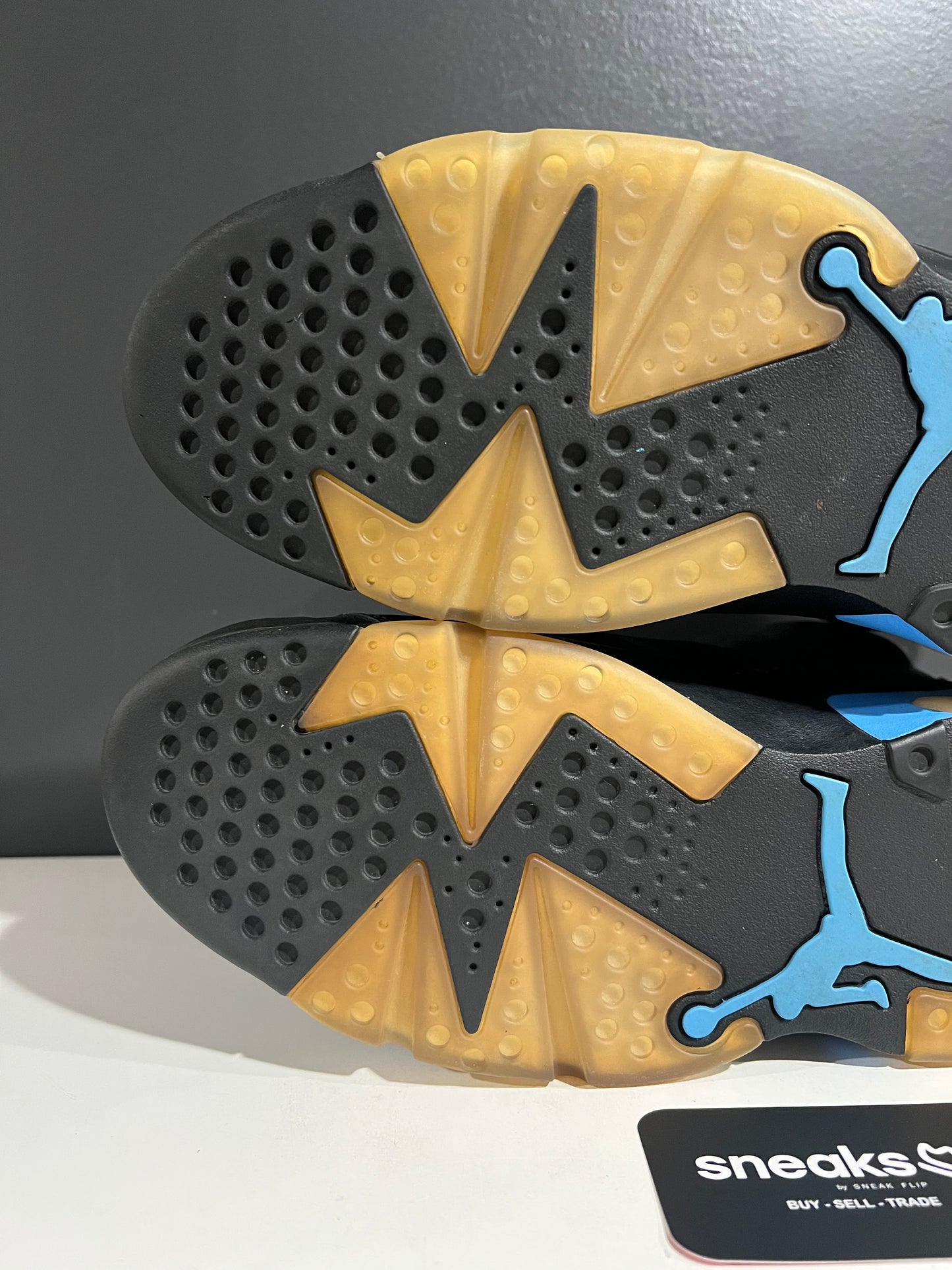 USED Air Jordan 6 Retro UNC 384664-006 SIZE 14M NO BOX AG25-232
