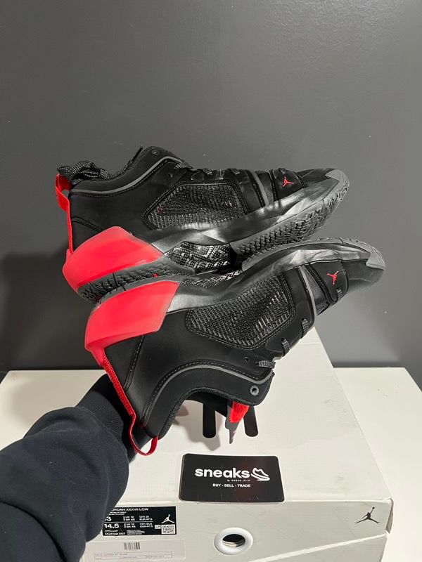 NEW SIZE 13M Jordan 37 Bred