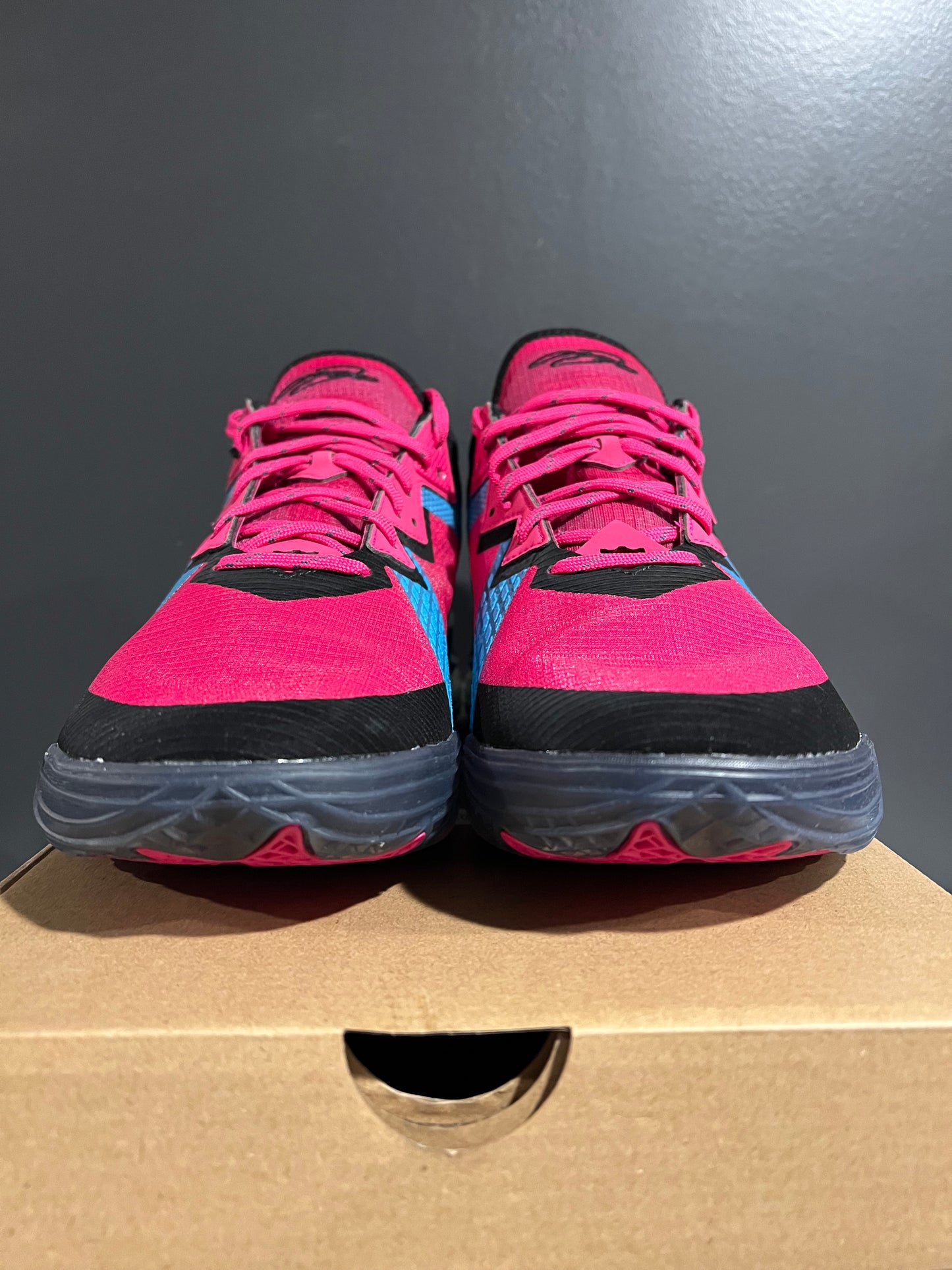 NEW LeBron 18 Low Neon Nights CV7562-600 SIZE 11M OG ALL JY25-188