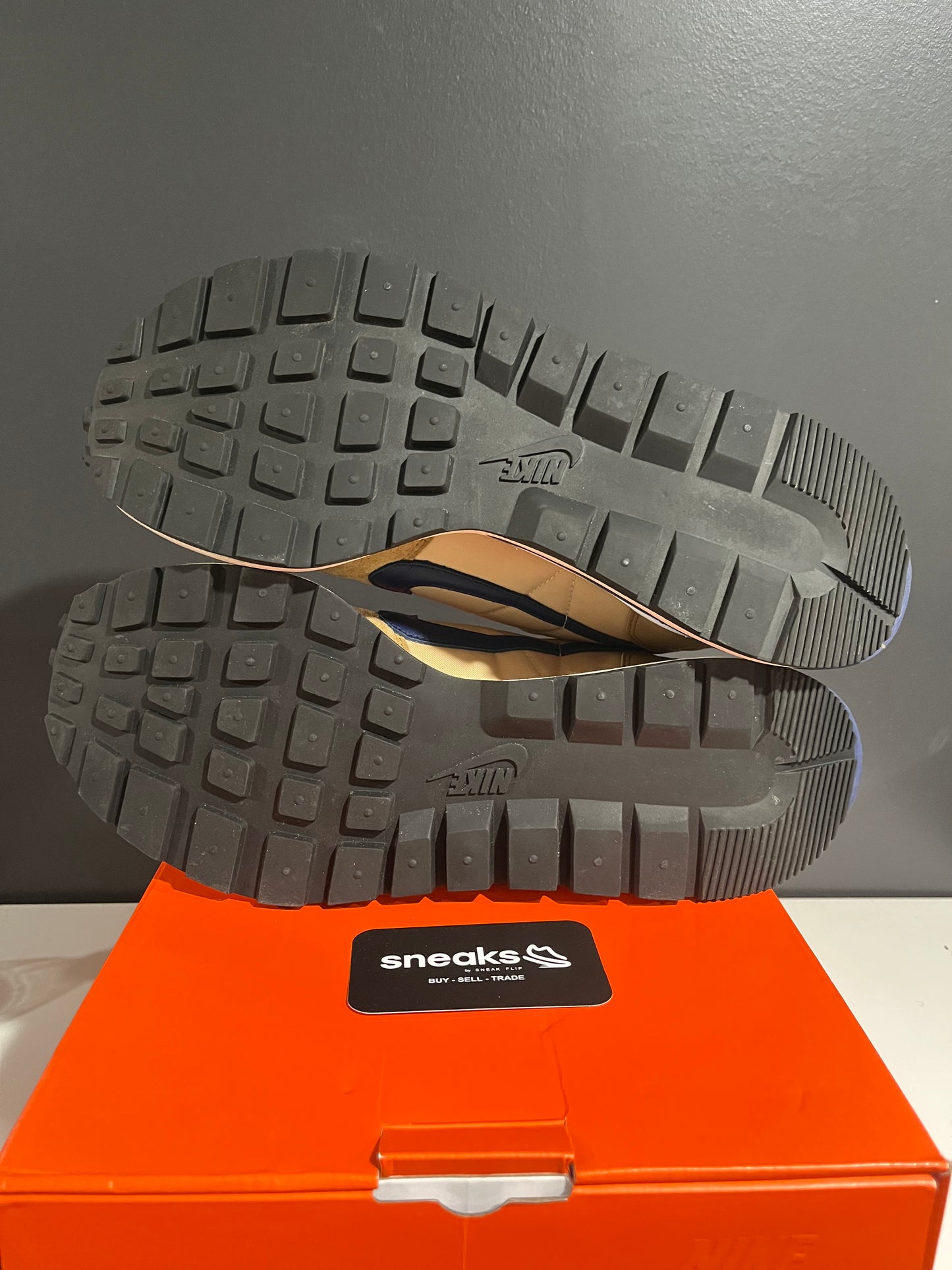 USED sacai x VaporWaffle Sesame Blue Void DD1875-200 SIZE 12M OG ALL