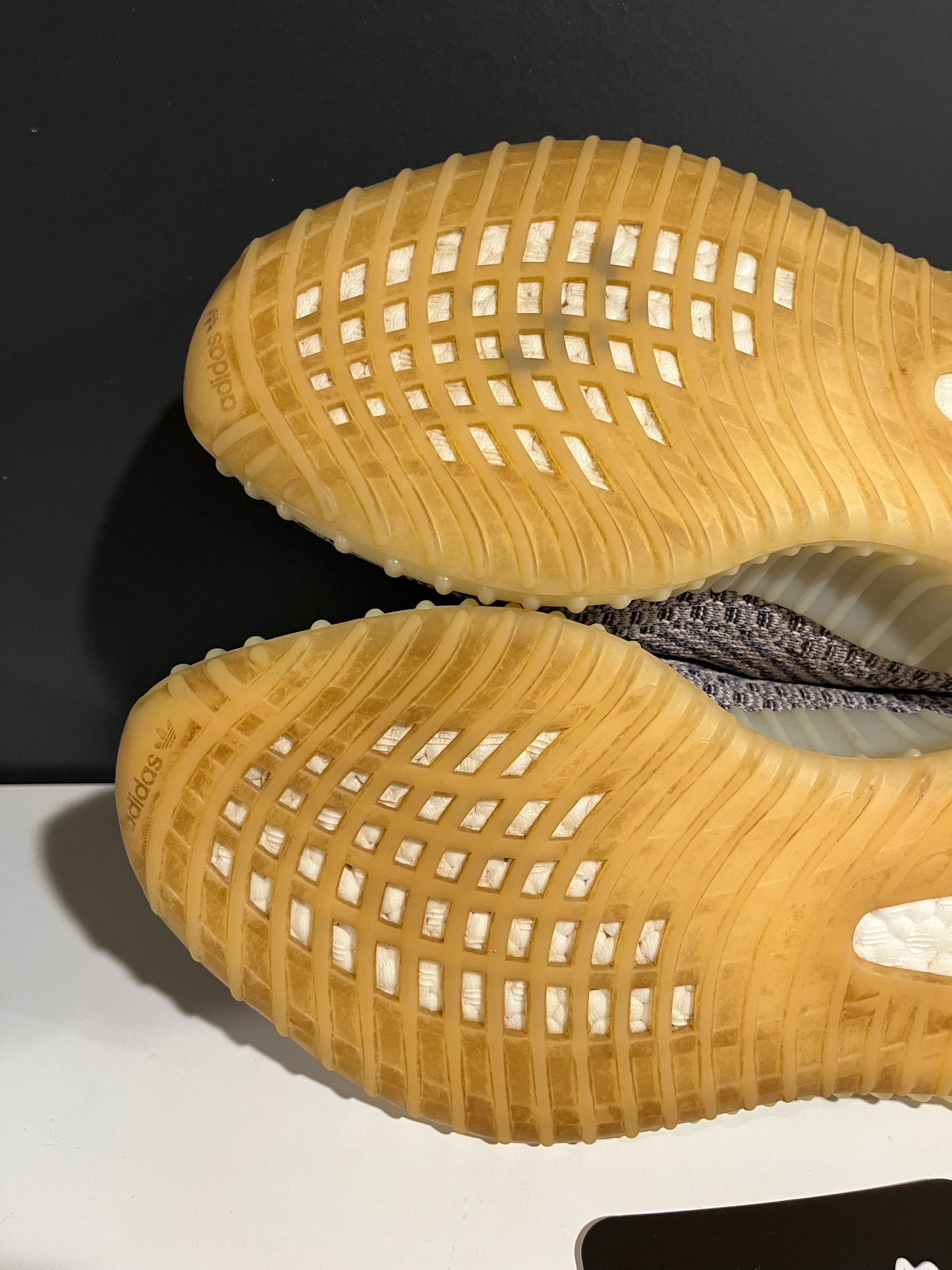 USED Yeezy Boost 350 V2 Ash Pearl GY7658 SIZE 7.5M NO BOX