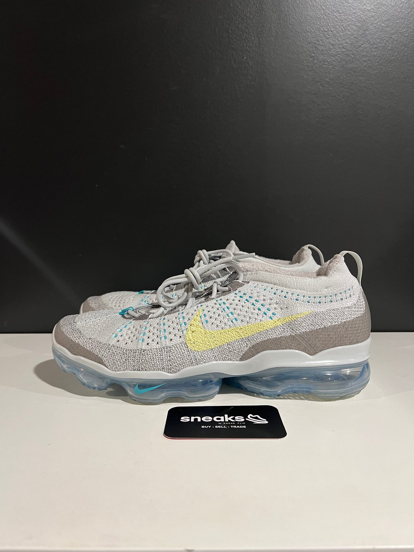 USED Air VaporMax 2023 Flyknit Photon Dusty Cactus DV1678-011 SIZE 11M NO BOX AG25-74