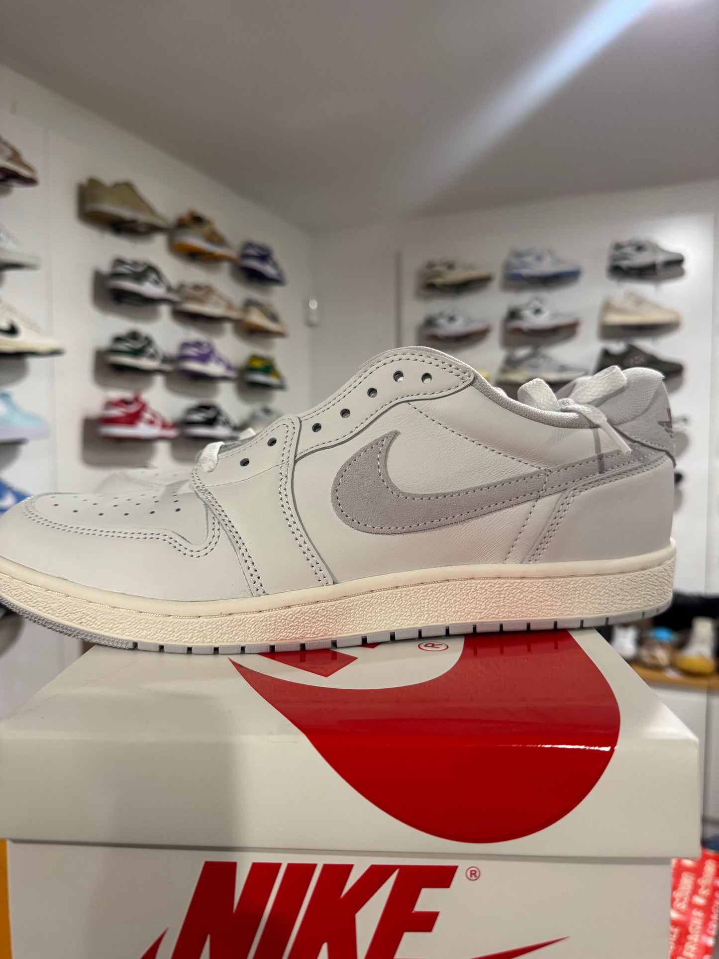 NEW Air Jordan 1 Low ’85 OG Neutral Grey FB9933-100 SIZE 13M OG ALL JY25-300